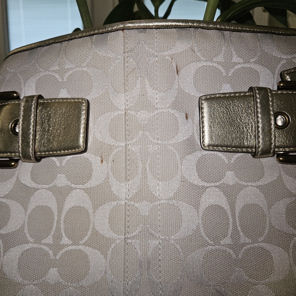 COACH CROSSBODY off white and gold crossbody purse - Picture 4 of 7